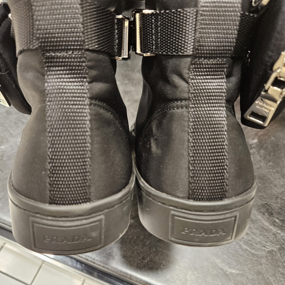 Authentic Prada Re-Nylon Sneakers - Picture 7 of 10
